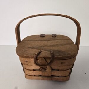 Vintage Longaberger 1990 Small Basket W/ Attached Leather Strap Toggle Lid